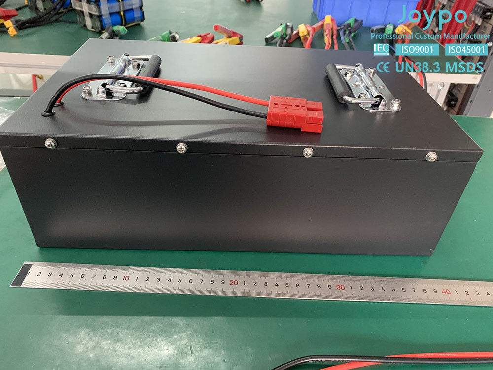 แทรคเตอร์ลากไฟฟ้า แบตเตอรี่ลิธีโอ LiFePO4 24V 400Ah สําหรับหุ่นยนต์ AGV อุตสาหกรรม